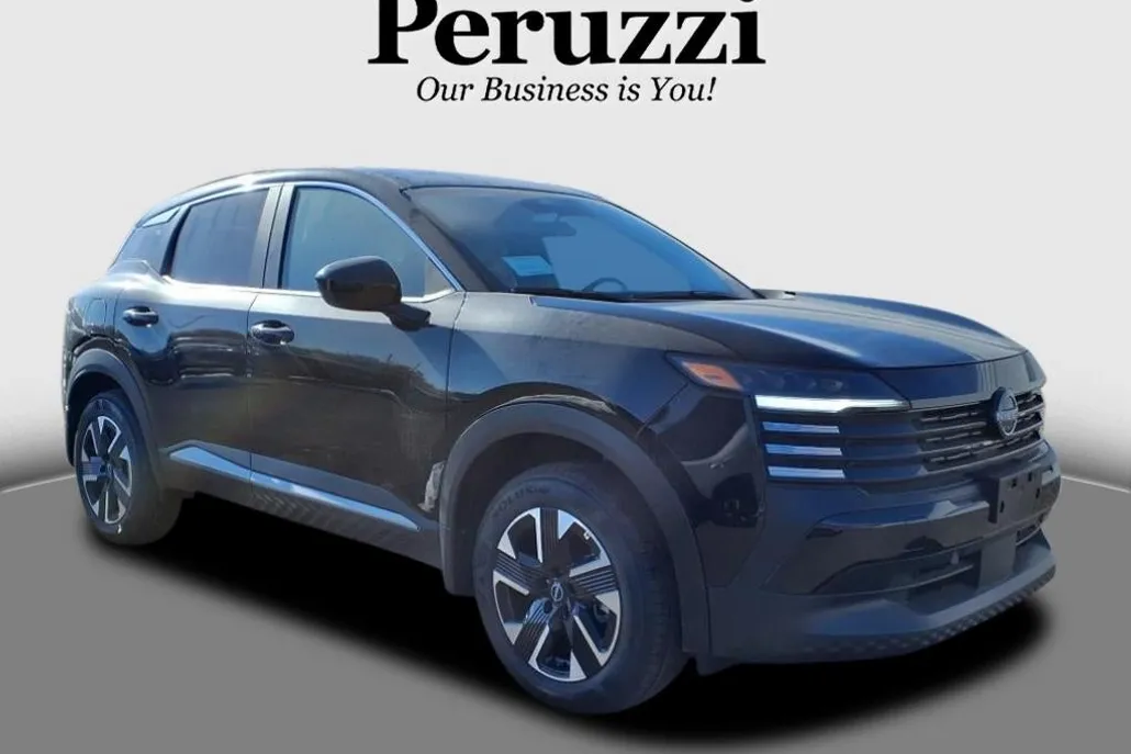 2025 Nissan Kicks SV photo 1