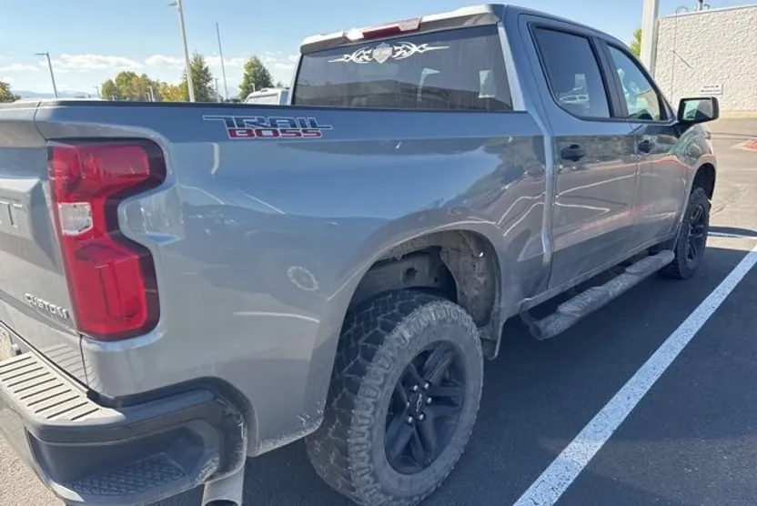 2021 Chevrolet Silverado 1500 Custom Trail Boss photo 1