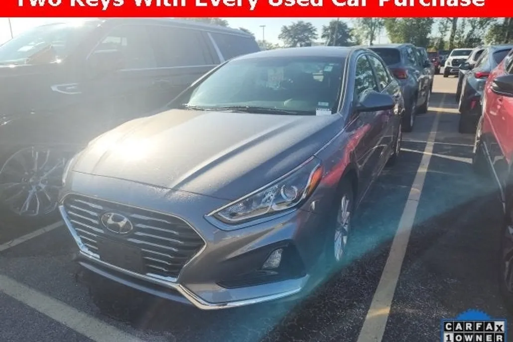 2019 Hyundai Sonata SE photo 1