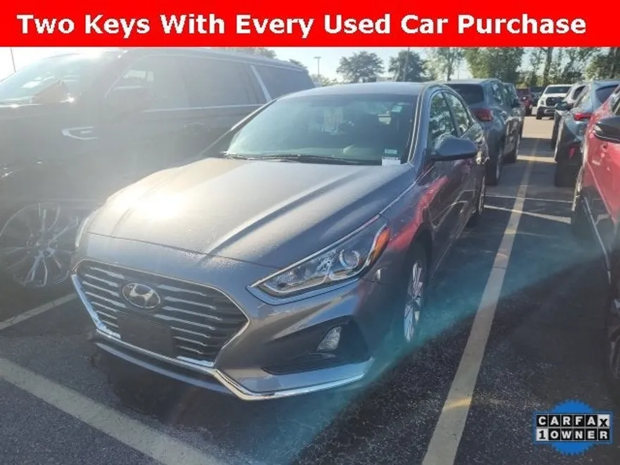 2019 Hyundai Sonata SE photo 1