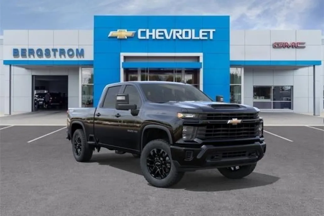 2025 Chevrolet Silverado 2500HD Custom photo 1