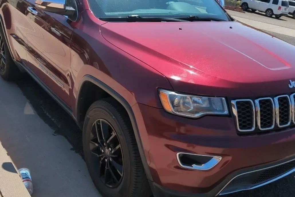 2019 Jeep Grand Cherokee Limited photo 1