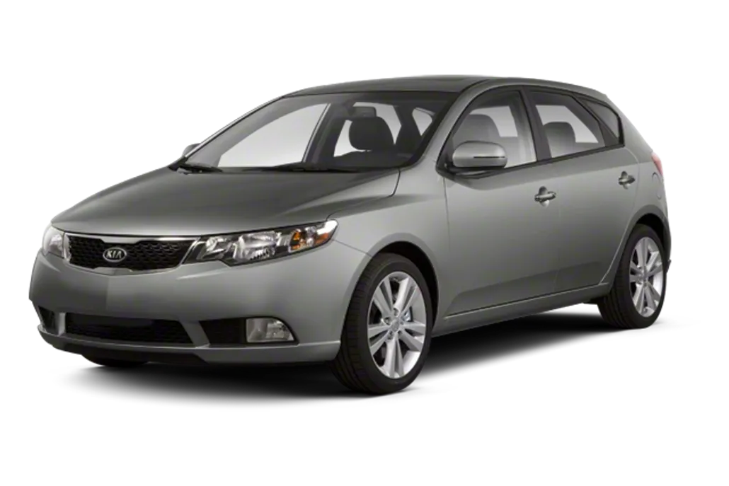 2011 Kia Forte 5-Door SX photo 1