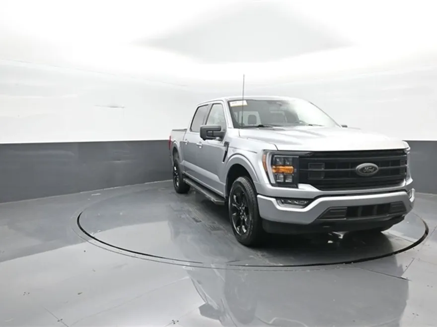 2022 Ford F-150 XLT photo 1