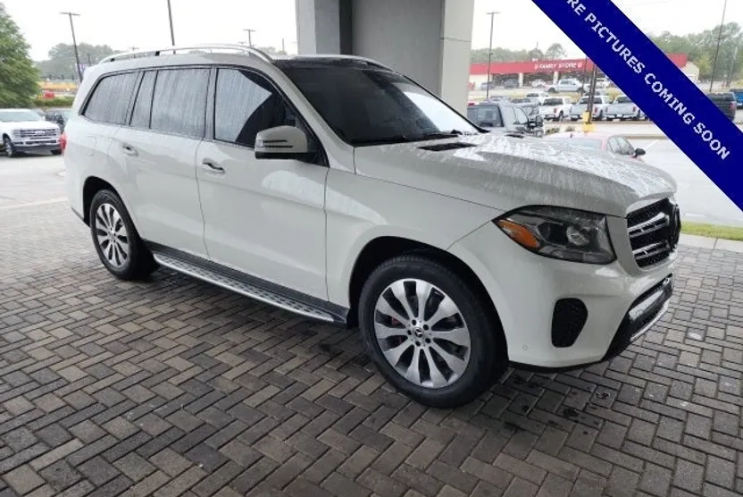 2017 Mercedes Benz GLS 450 4MATIC photo 1