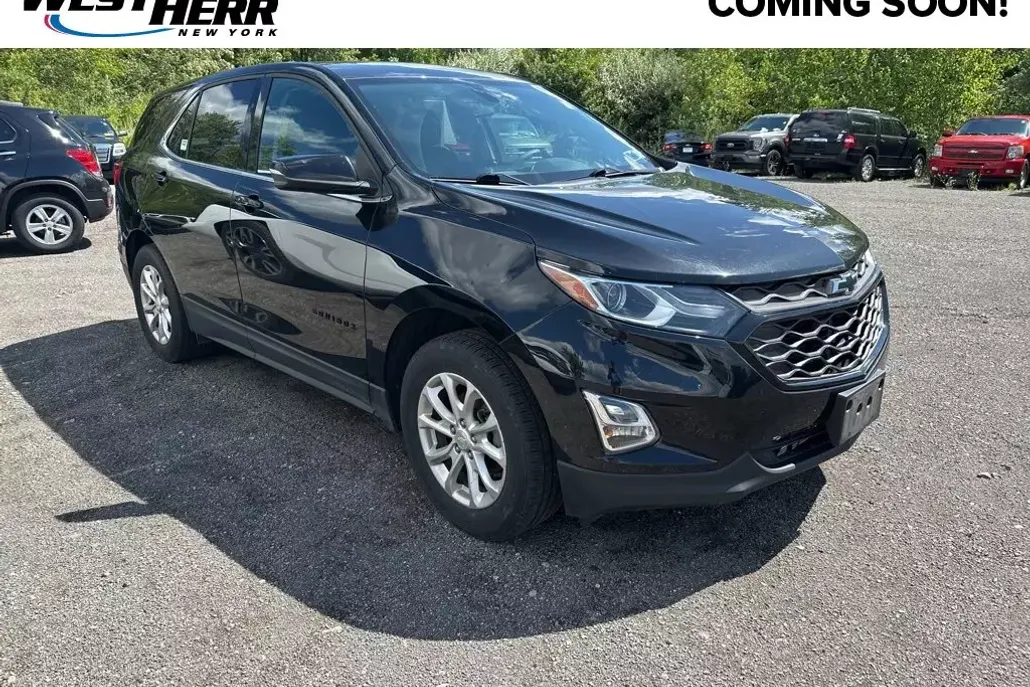 2018 Chevrolet Equinox LT photo 1