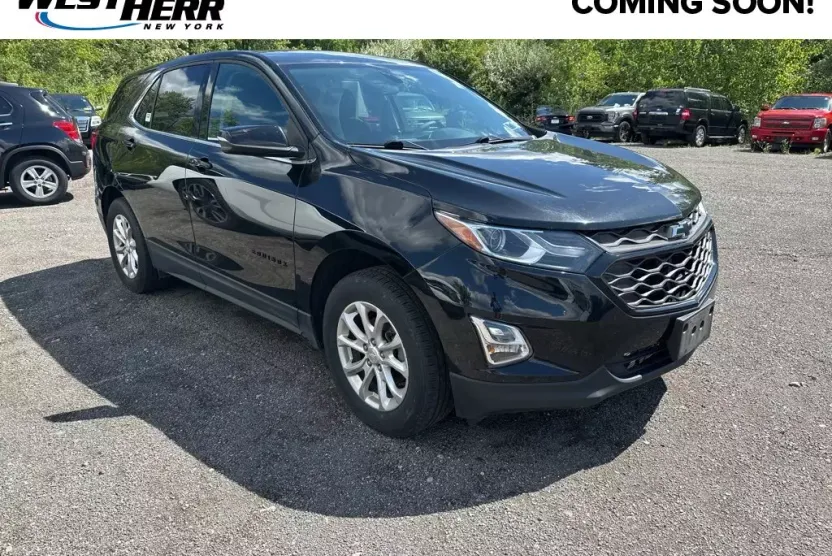2018 Chevrolet Equinox LT photo 1