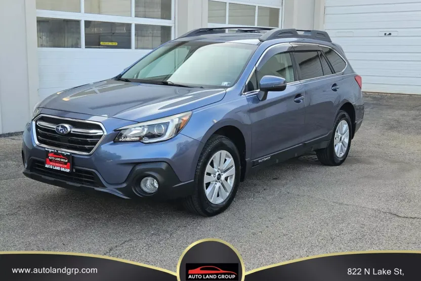 2018 Subaru Outback 2.5i Premium photo 1