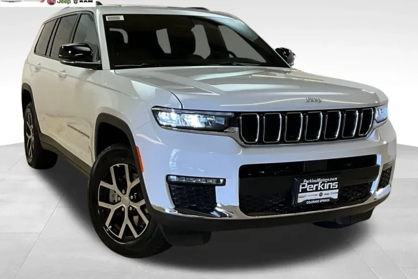 2025 Jeep Grand Cherokee Limited photo 1
