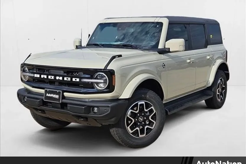 2025 Ford Bronco Outer Banks photo 1