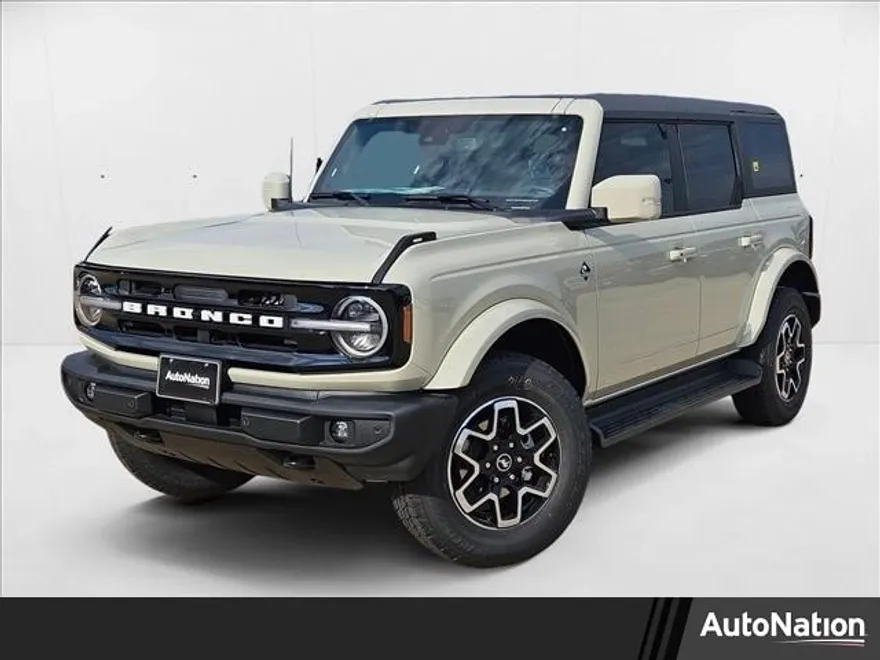 2025 Ford Bronco Outer Banks photo 1