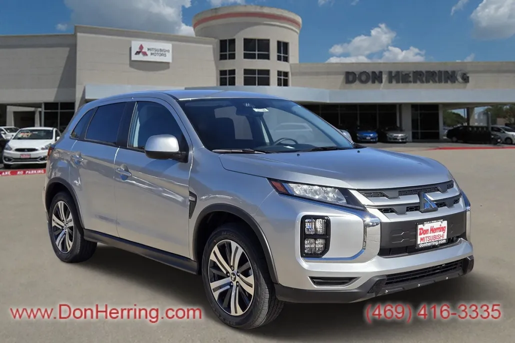 2024 Mitsubishi Outlander Sport ES photo 1