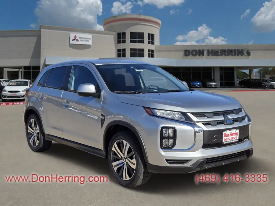 2024 Mitsubishi Outlander Sport ES photo 1