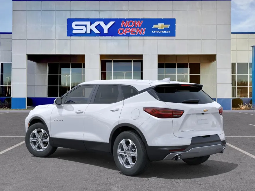 2025 Chevrolet Blazer 2LT photo 1