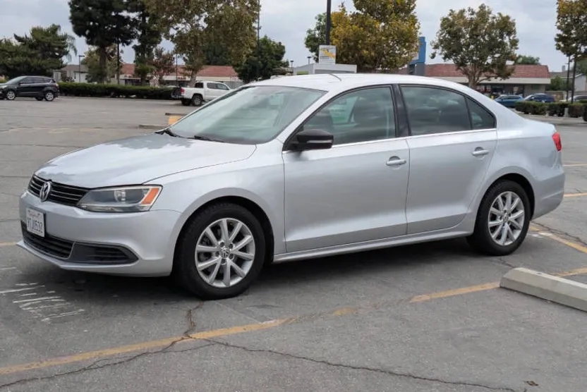 2014 Volkswagen Jetta SE photo 1