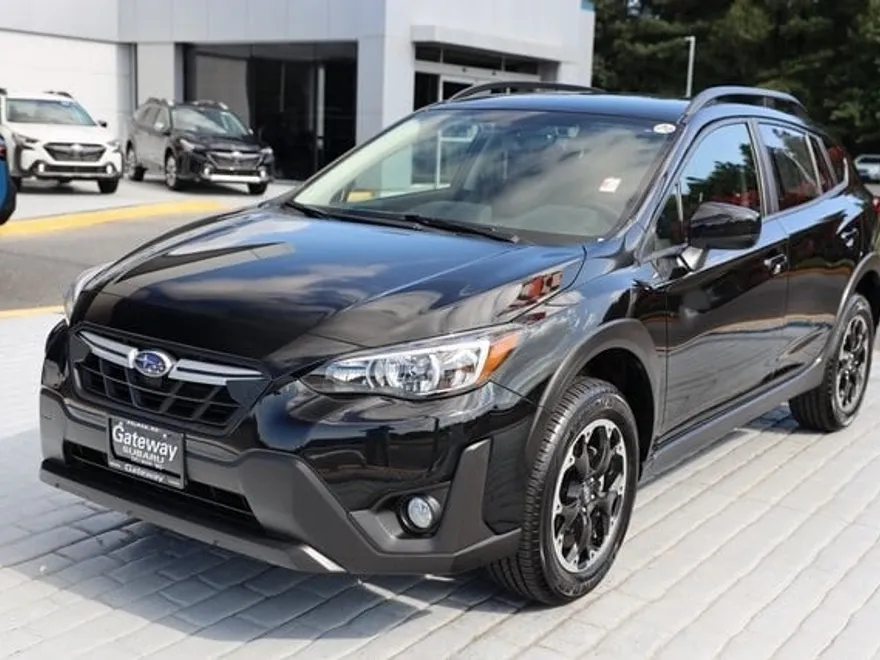 2023 Subaru Crosstrek Premium photo 1