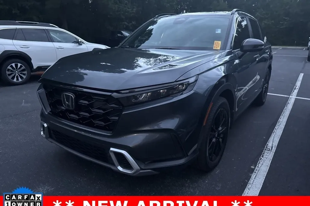 2023 Honda CR-V Hybrid Sport Touring photo 1