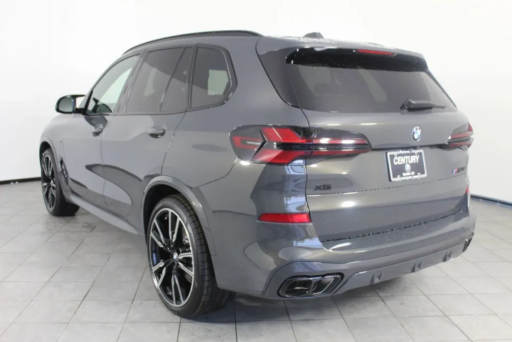 2026 Bmw X5 M60i photo 1
