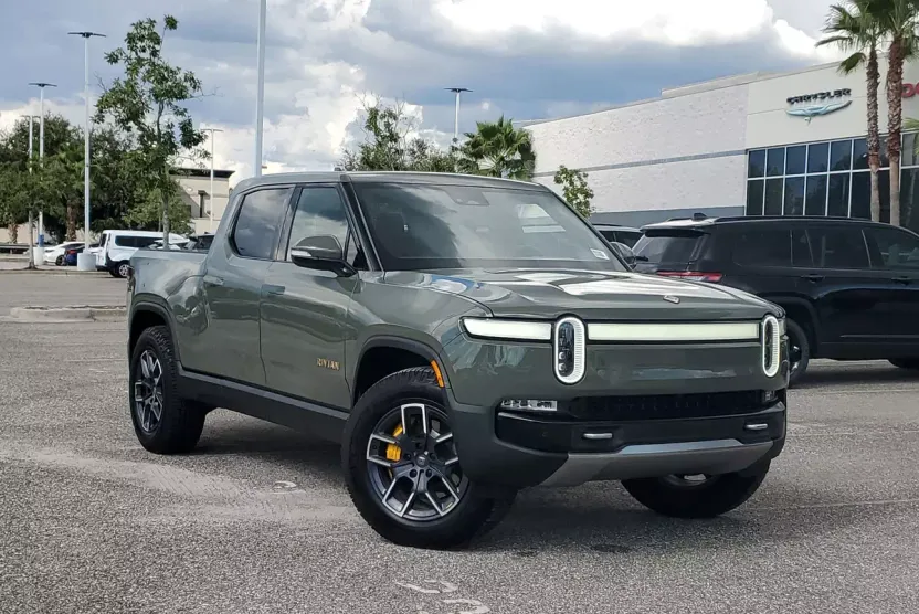 2022 Rivian R1T Launch Edition photo 1