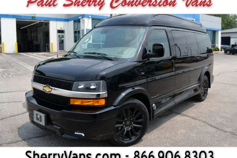 2021 Chevrolet Express 2500 Cargo photo 1