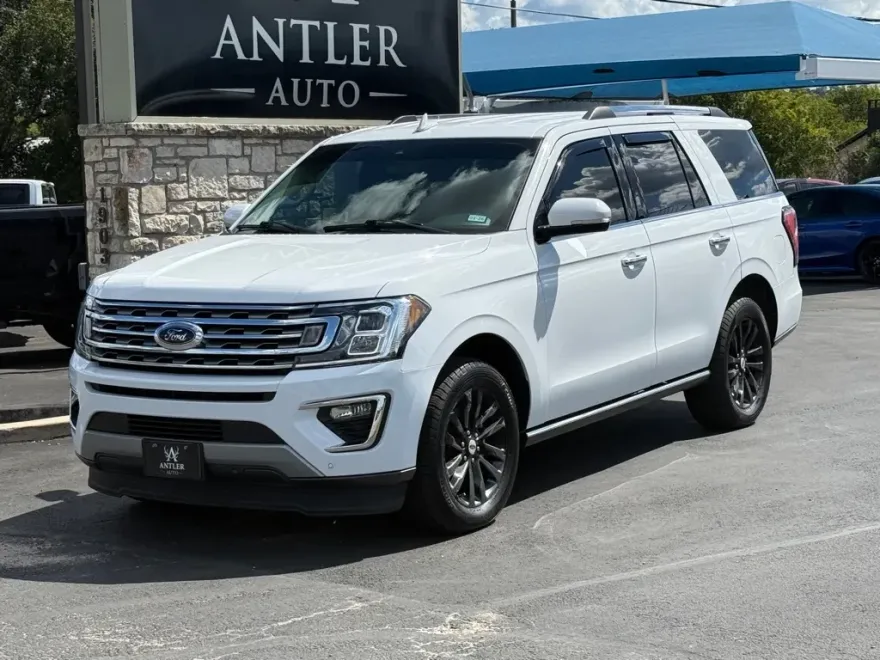 2021 Ford Expedition Limited photo 1