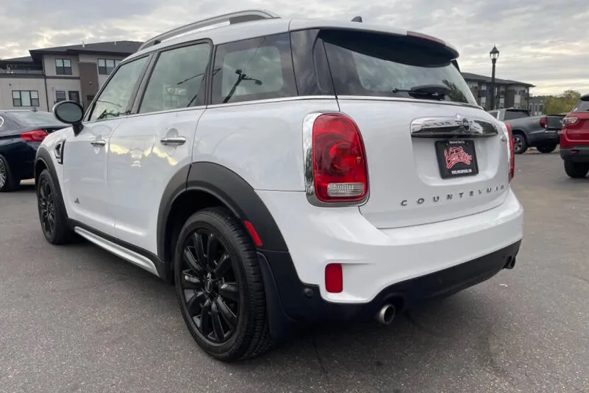 2019 Mini Countryman S ALL4 photo 1