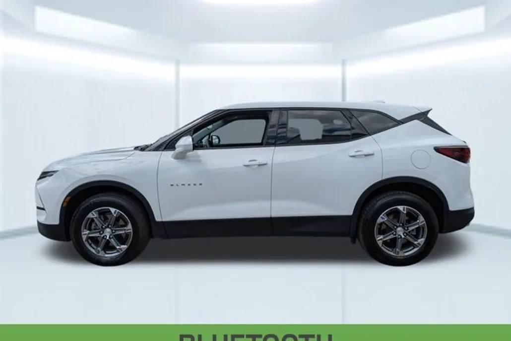 2023 Chevrolet Blazer 2LT photo 1