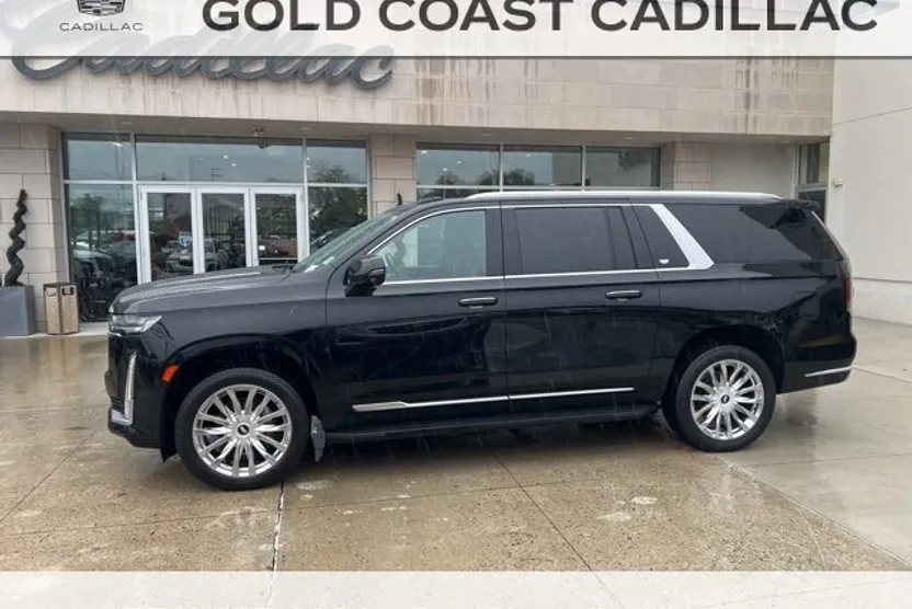2022 Cadillac Escalade ESV Premium Luxury photo 1