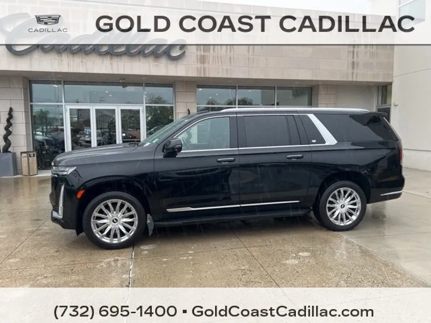 2022 Cadillac Escalade ESV Premium Luxury photo 1