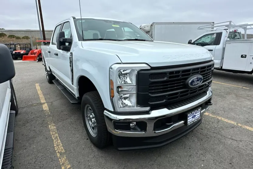 2026 Ford F-350 photo 1