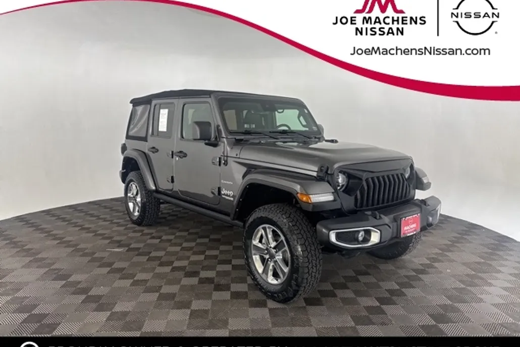 2021 Jeep Wrangler Unlimited Sahara photo 1