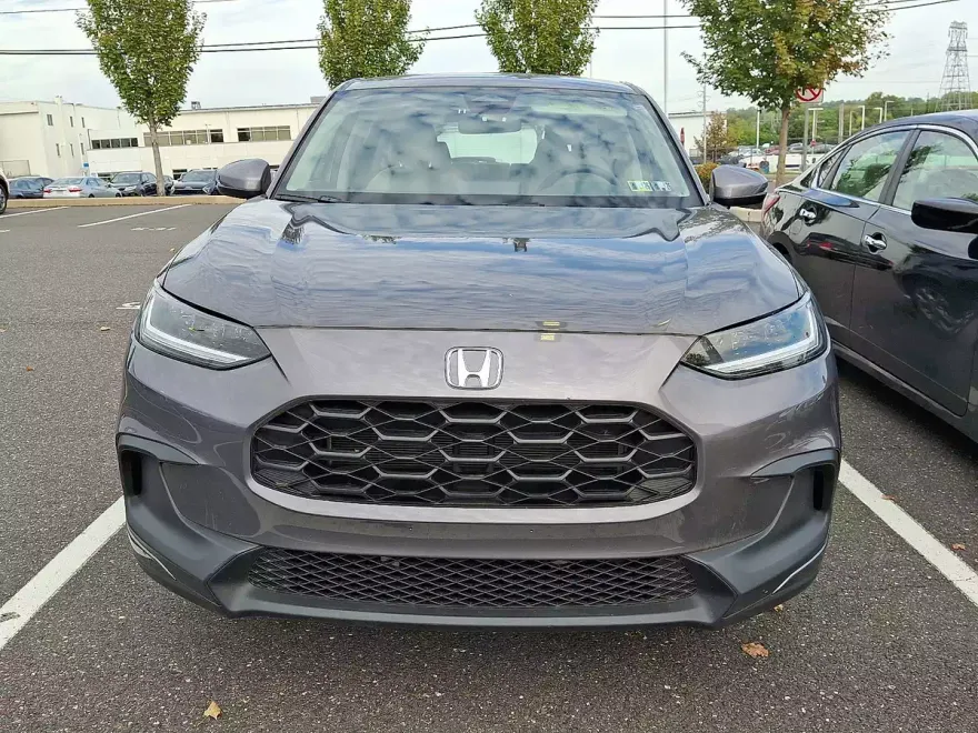 2023 Honda HR-V LX photo 1