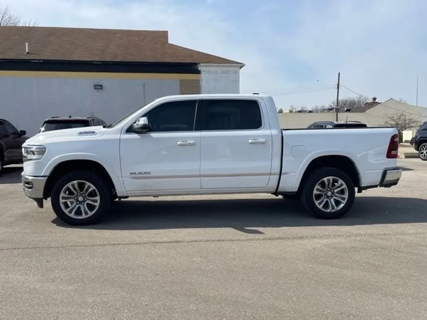 2024 Ram 1500 Limited photo 1