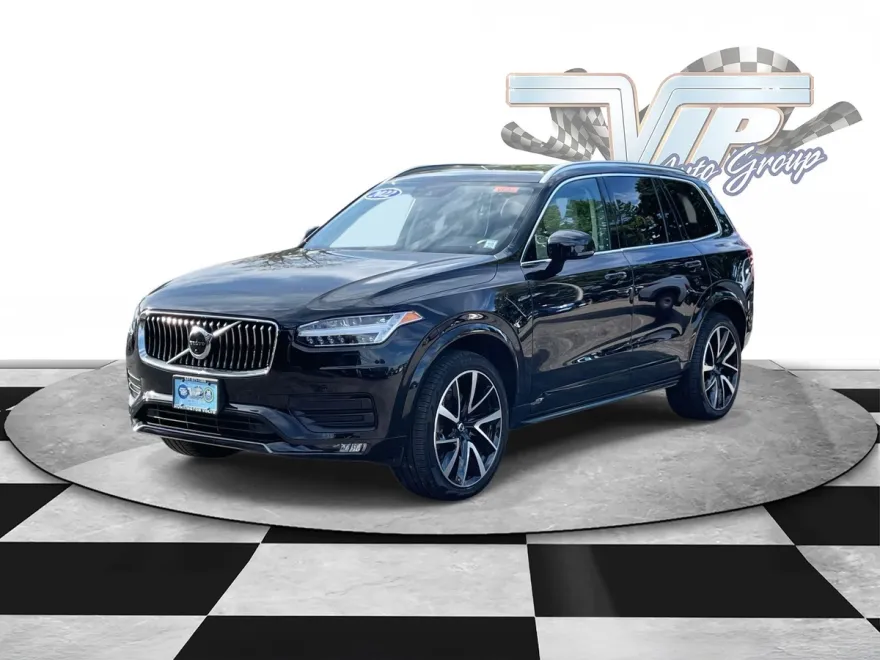 2022 Volvo XC90 T6 AWD Momentum photo 1