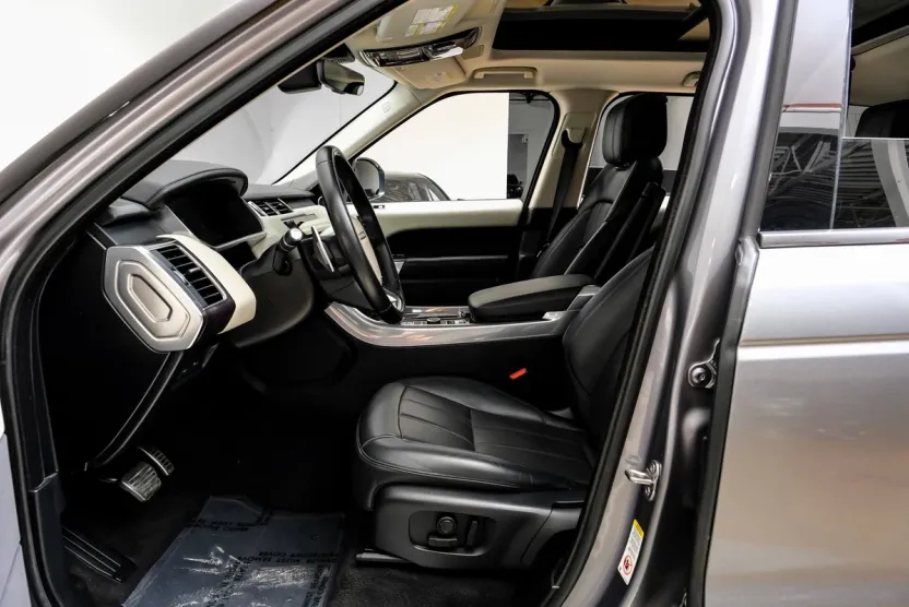 2022 Land Rover Range Rover Sport HSE Silver Edition photo 1