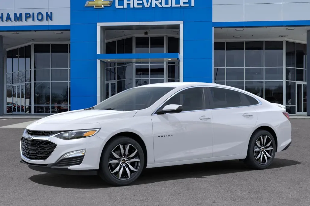 2025 Chevrolet Malibu RS photo 1