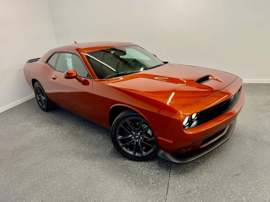 2023 Dodge Challenger GT photo 1