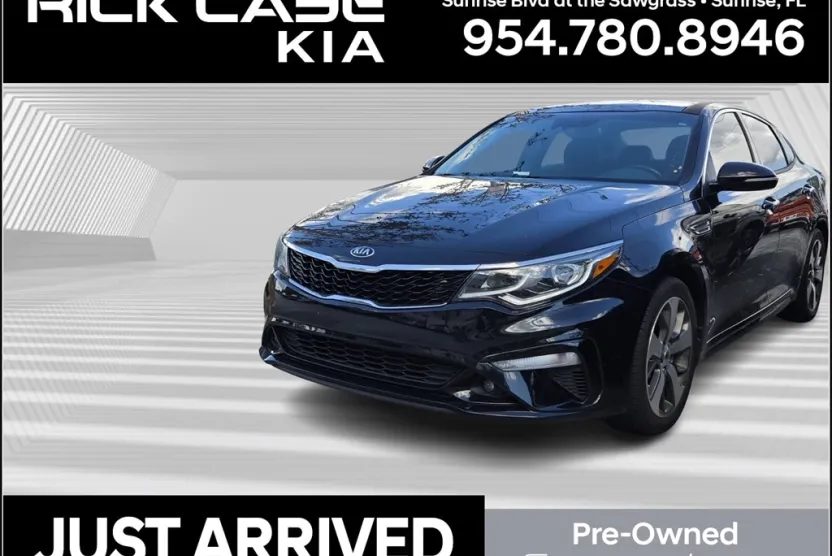 2019 Kia Optima S photo 1