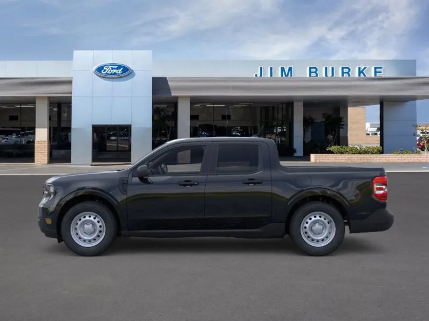 2025 Ford Maverick XL photo 1