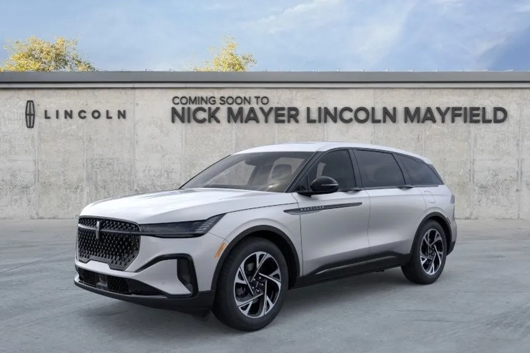 2025 Lincoln Nautilus Premiere photo 1
