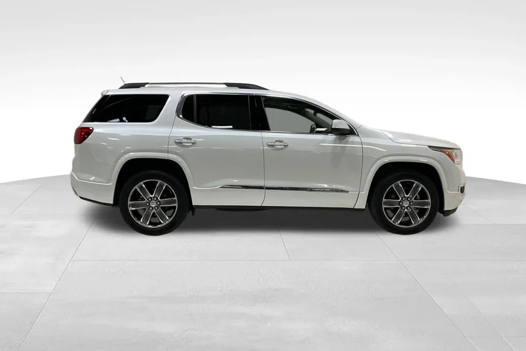 2018 Gmc Acadia Denali photo 1