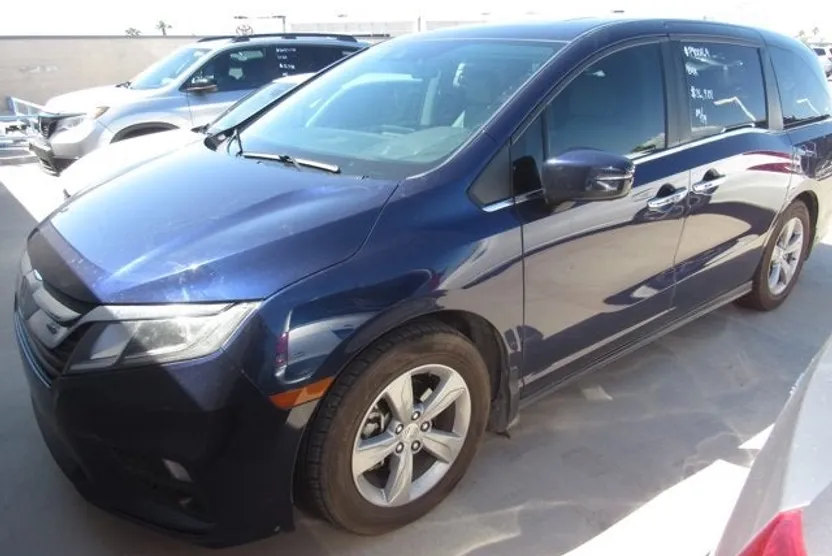 2018 Honda Odyssey EX-L photo 1