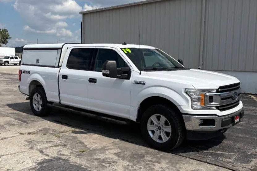 2019 Ford F-150 XLT photo 1