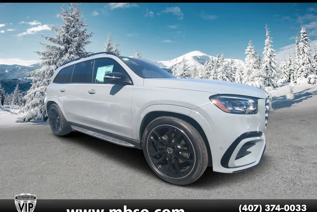 2026 Mercedes Benz GLS 450 4MATIC photo 1