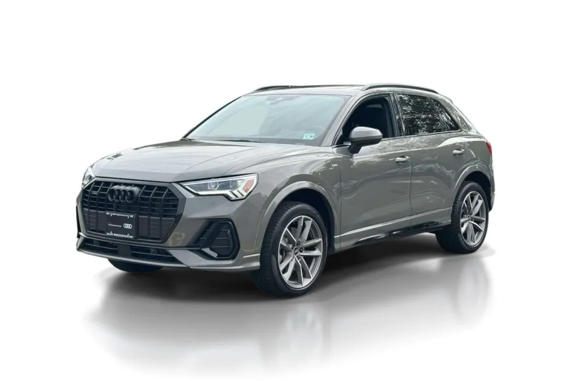 2025 Audi Q3 S line Premium 45 TFSI photo 1