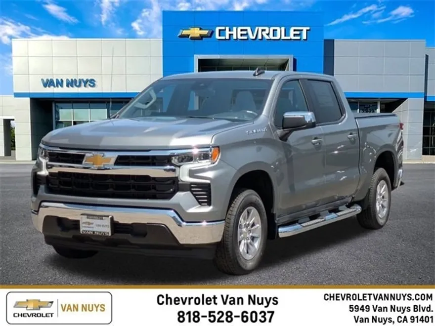 2026 Chevrolet Silverado 1500 LT photo 1