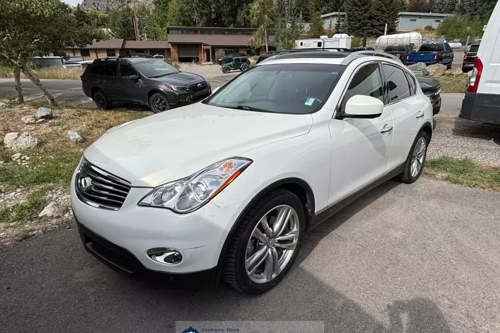 2015 Infiniti QX50 Journey photo 1