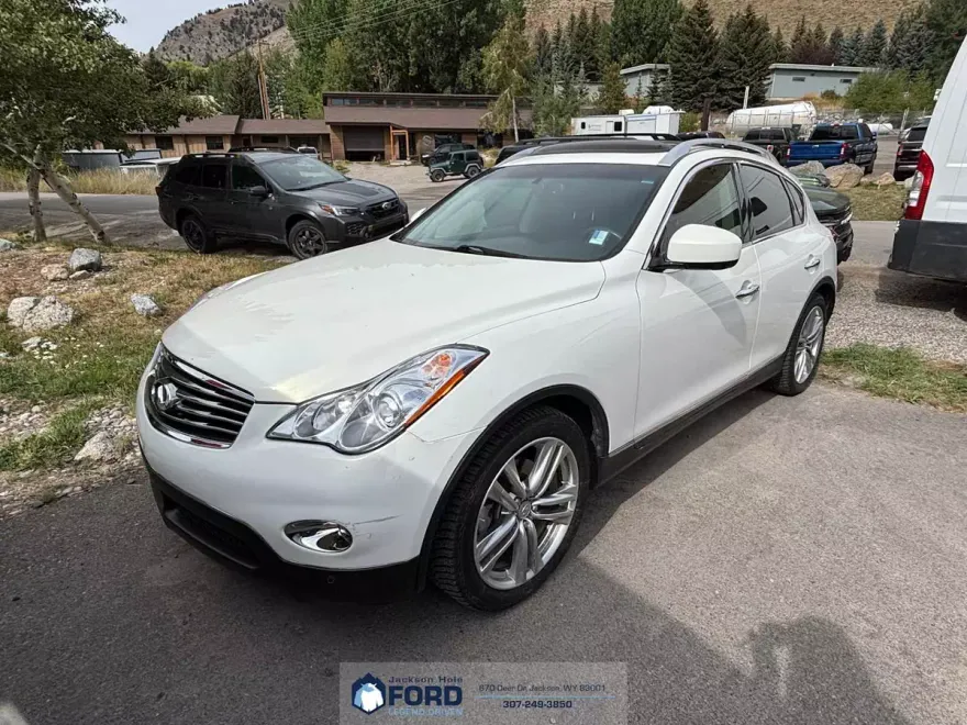 2015 Infiniti QX50 Journey photo 1