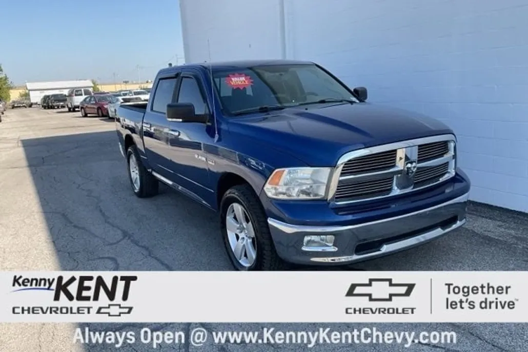 2009 Dodge Ram SLT photo 1