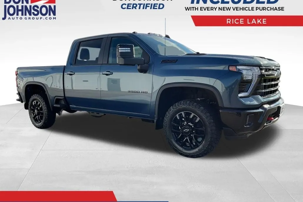 2025 Chevrolet Silverado 3500HD LT photo 1